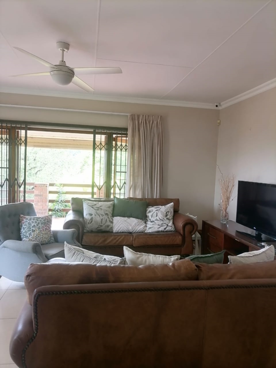 To Let 2 Bedroom Property for Rent in Dawncliffe KwaZulu-Natal