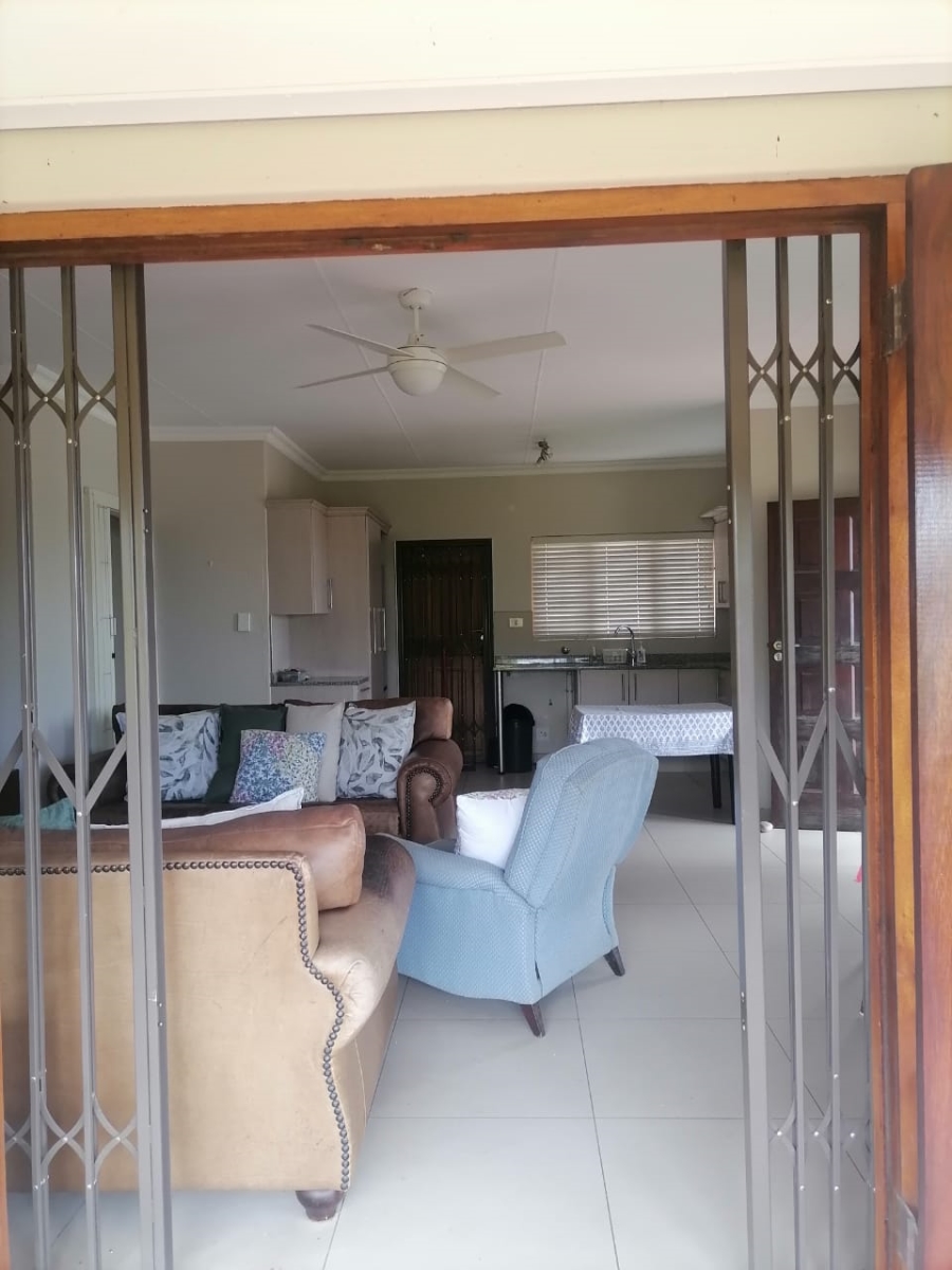 To Let 2 Bedroom Property for Rent in Dawncliffe KwaZulu-Natal
