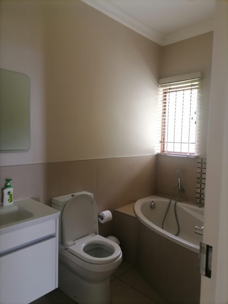 To Let 2 Bedroom Property for Rent in Dawncliffe KwaZulu-Natal