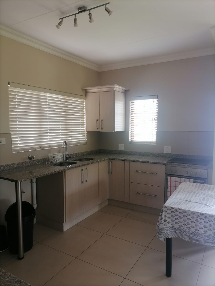 To Let 2 Bedroom Property for Rent in Dawncliffe KwaZulu-Natal