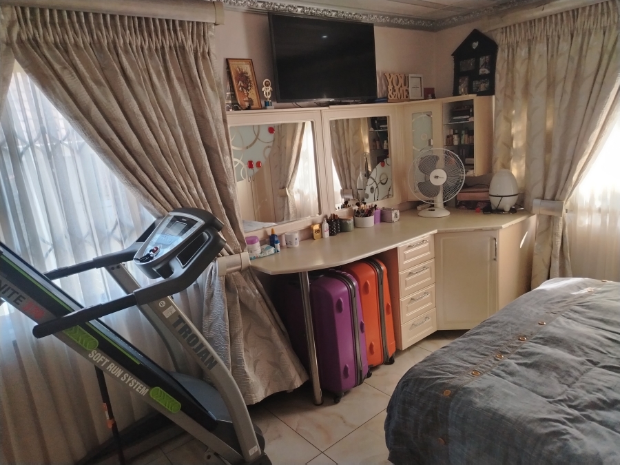 2 Bedroom Property for Sale in Bellair KwaZulu-Natal