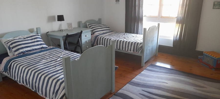 6 Bedroom Property for Sale in Lower Illovo KwaZulu-Natal