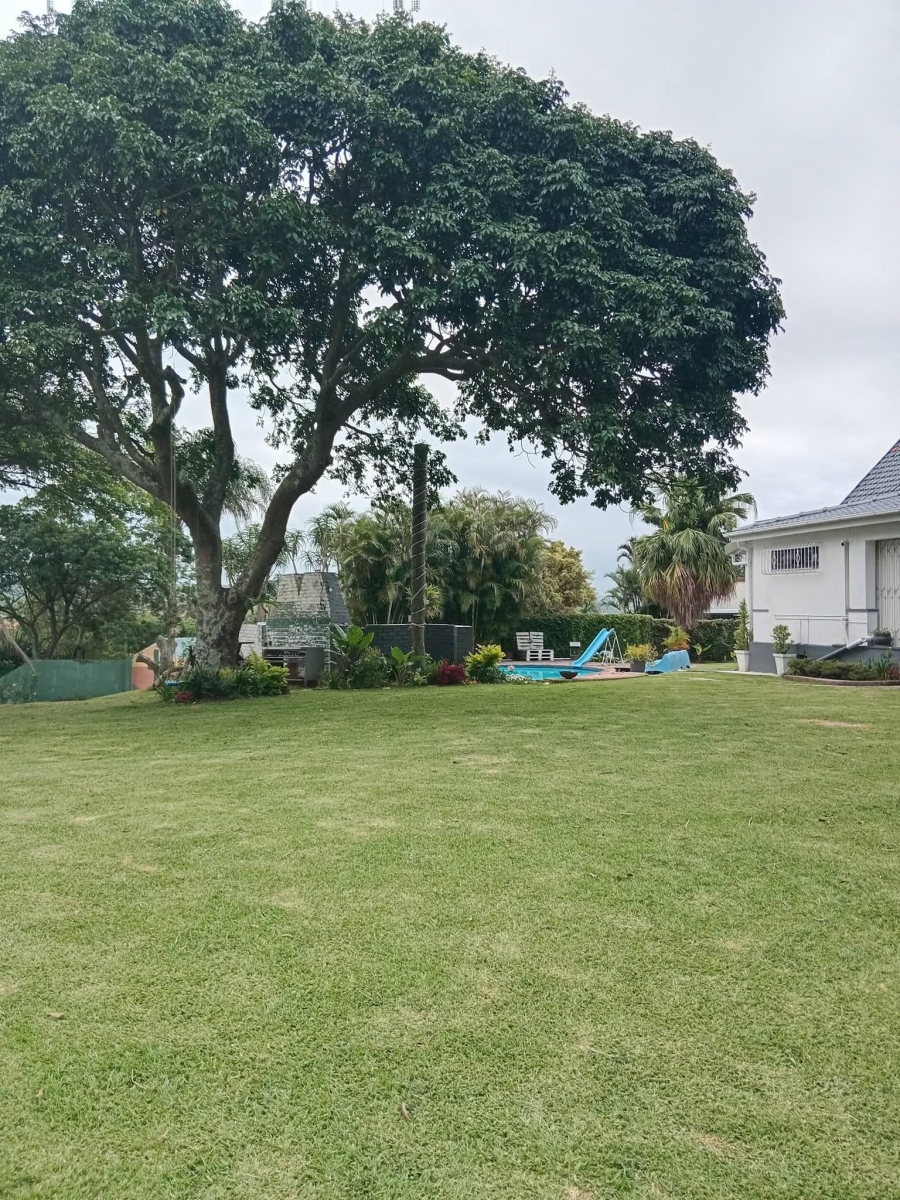 6 Bedroom Property for Sale in Lower Illovo KwaZulu-Natal