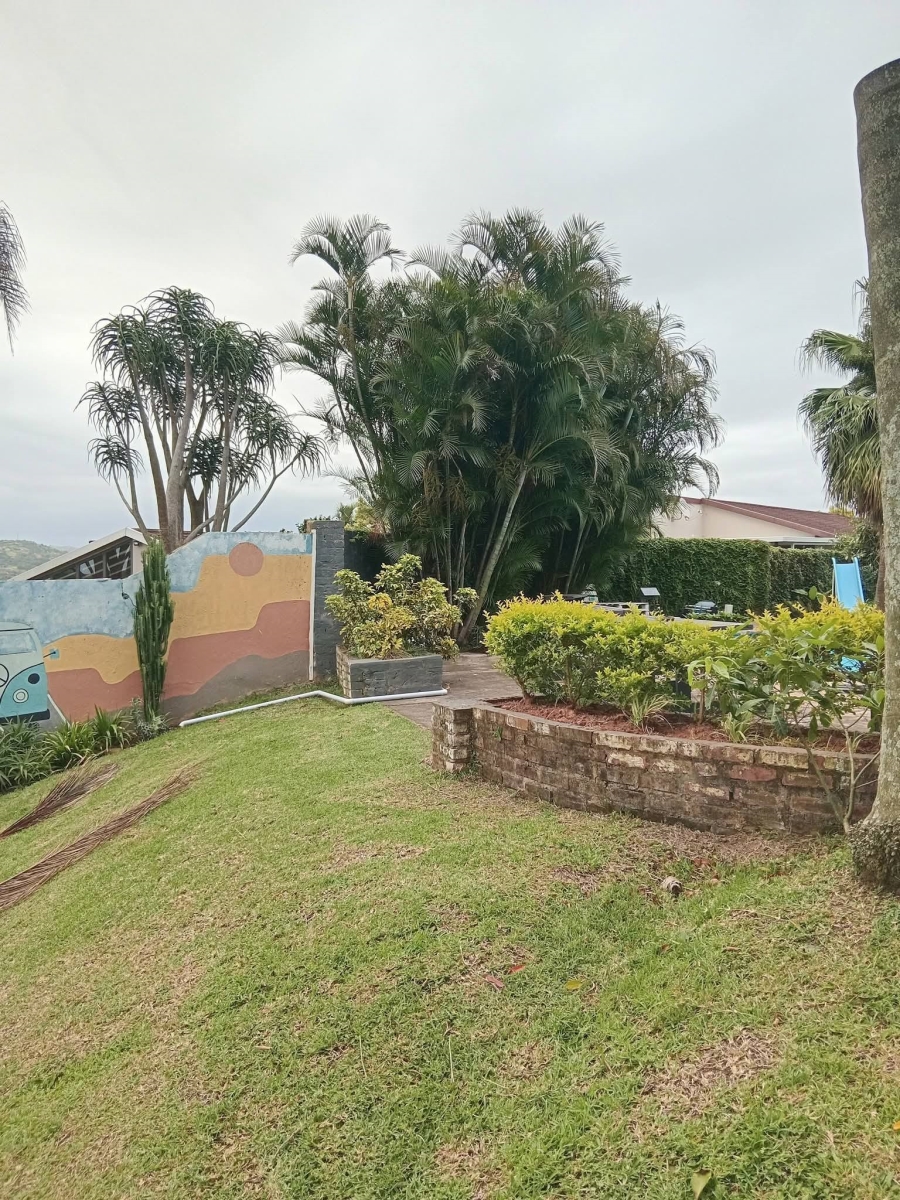 6 Bedroom Property for Sale in Lower Illovo KwaZulu-Natal