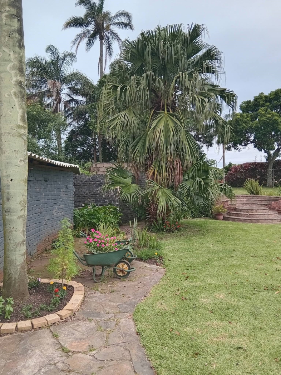 6 Bedroom Property for Sale in Lower Illovo KwaZulu-Natal