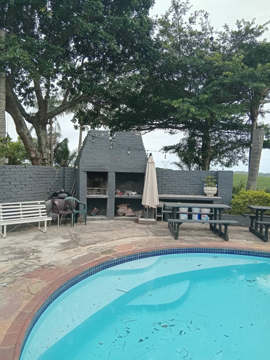 6 Bedroom Property for Sale in Lower Illovo KwaZulu-Natal