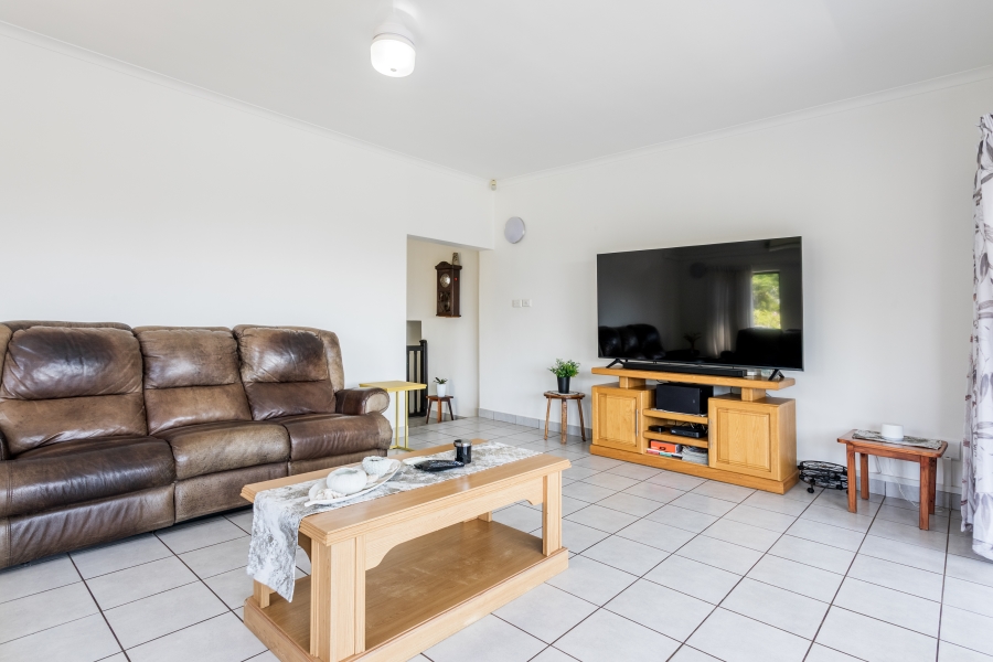 3 Bedroom Property for Sale in Deepdale KwaZulu-Natal