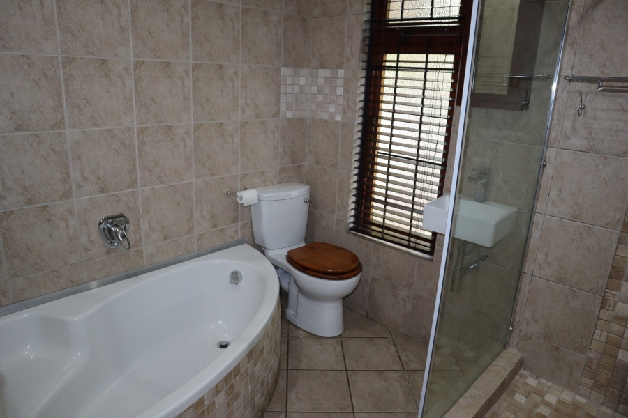 To Let 4 Bedroom Property for Rent in Hatton Estate KwaZulu-Natal