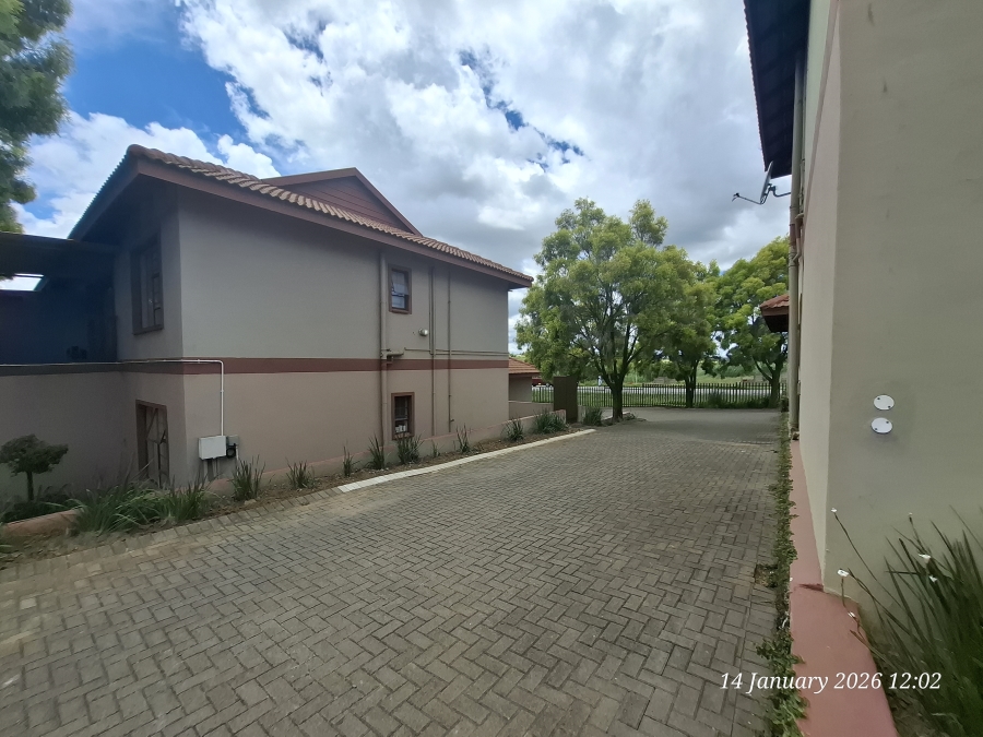 2 Bedroom Property for Sale in Pioneer Park KwaZulu-Natal