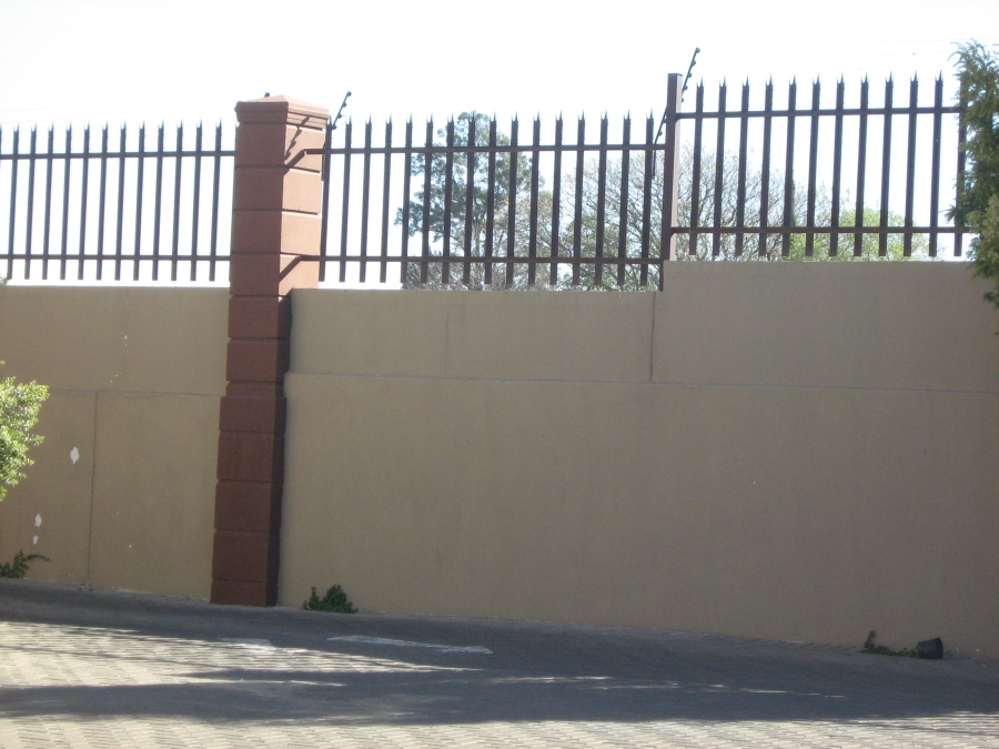 2 Bedroom Property for Sale in Pioneer Park KwaZulu-Natal