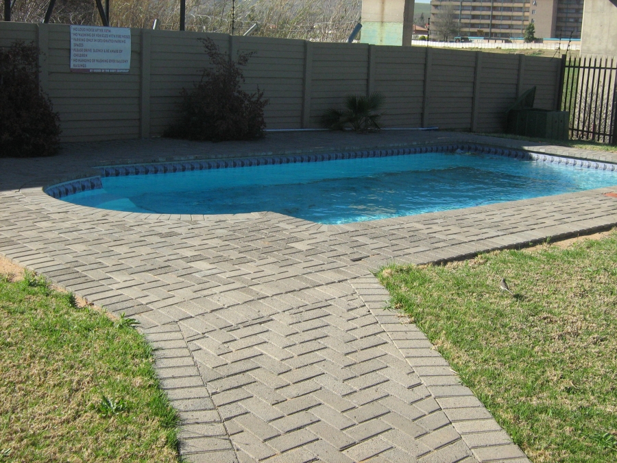 2 Bedroom Property for Sale in Pioneer Park KwaZulu-Natal