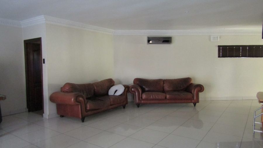 To Let 3 Bedroom Property for Rent in Amanzimtoti KwaZulu-Natal