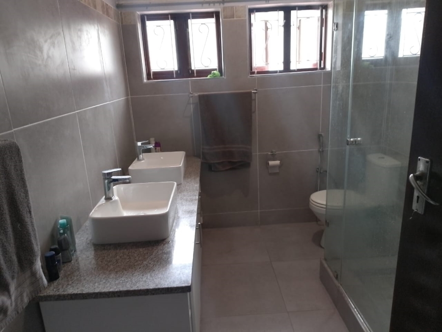 4 Bedroom Property for Sale in Glenmore KwaZulu-Natal