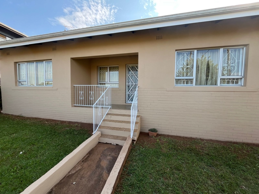 To Let 4 Bedroom Property for Rent in Northdale KwaZulu-Natal