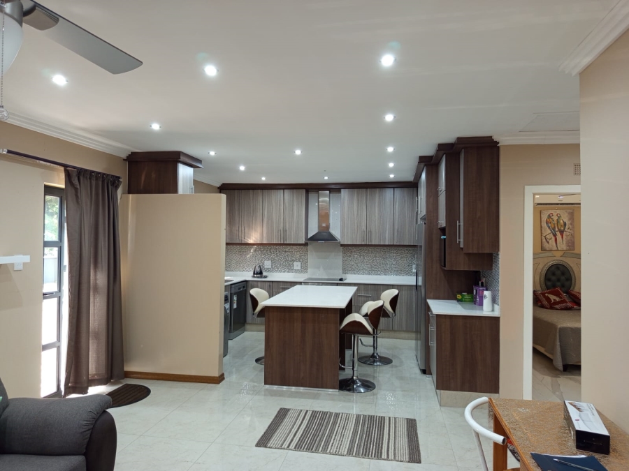 To Let 2 Bedroom Property for Rent in Umhlanga KwaZulu-Natal