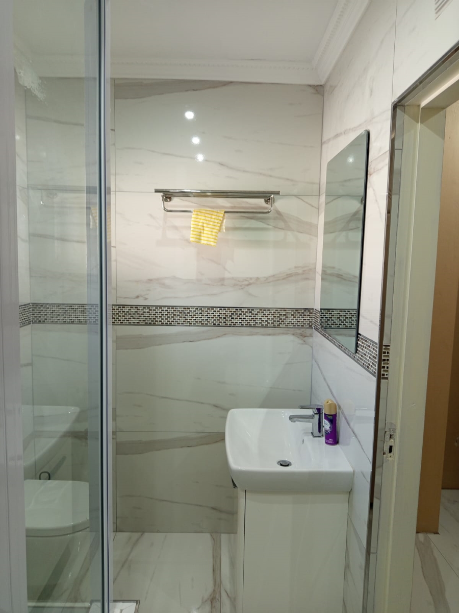 To Let 2 Bedroom Property for Rent in Umhlanga KwaZulu-Natal