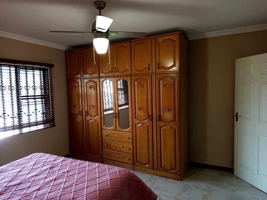 To Let 2 Bedroom Property for Rent in Umhlanga KwaZulu-Natal