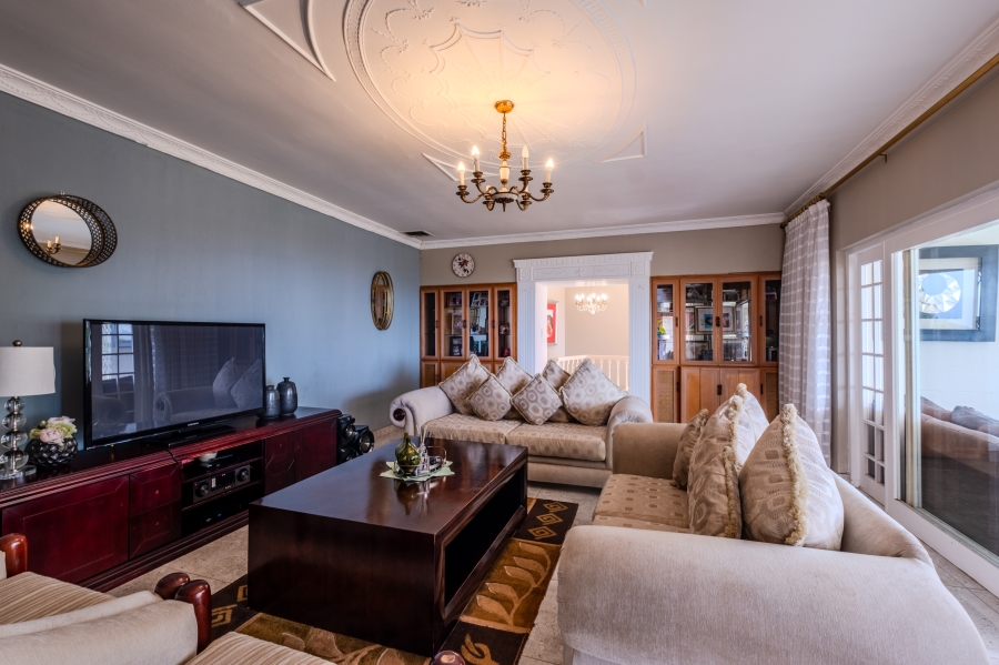 5 Bedroom Property for Sale in La Lucia KwaZulu-Natal