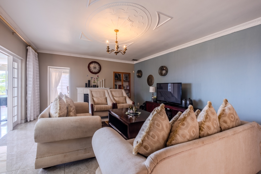 5 Bedroom Property for Sale in La Lucia KwaZulu-Natal