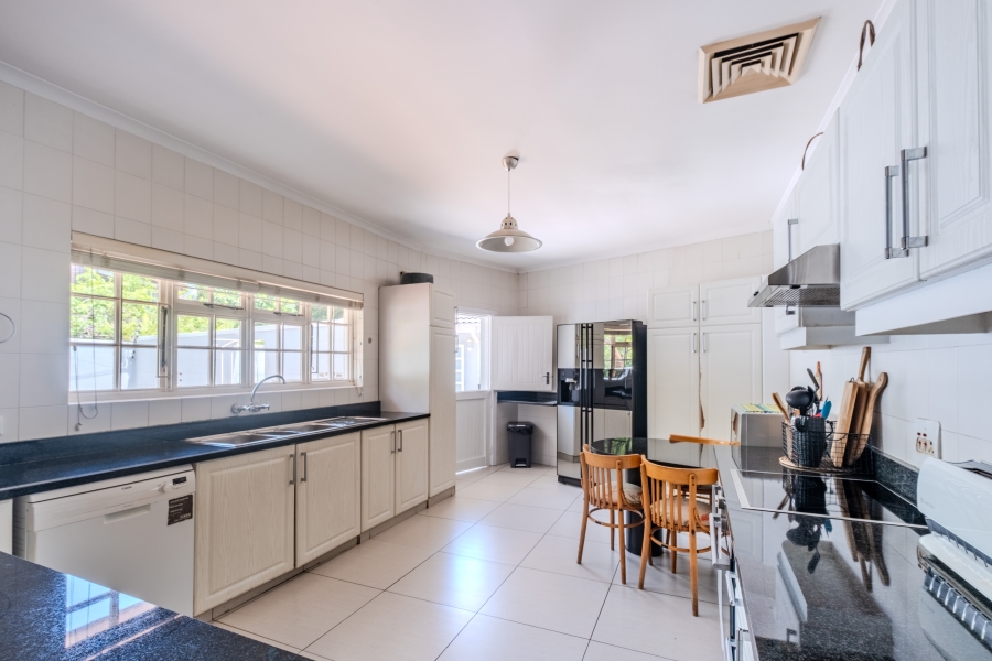 5 Bedroom Property for Sale in La Lucia KwaZulu-Natal