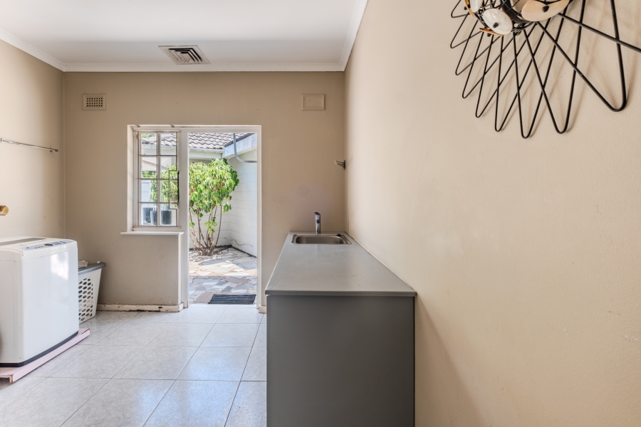 5 Bedroom Property for Sale in La Lucia KwaZulu-Natal