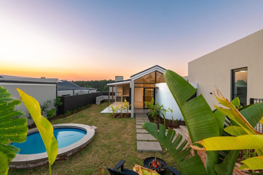 4 Bedroom Property for Sale in Elaleni Coastal Forest Estate KwaZulu-Natal