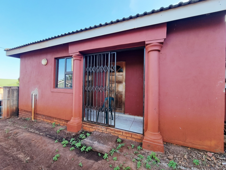 2 Bedroom Property for Sale in Umhlathuze KwaZulu-Natal