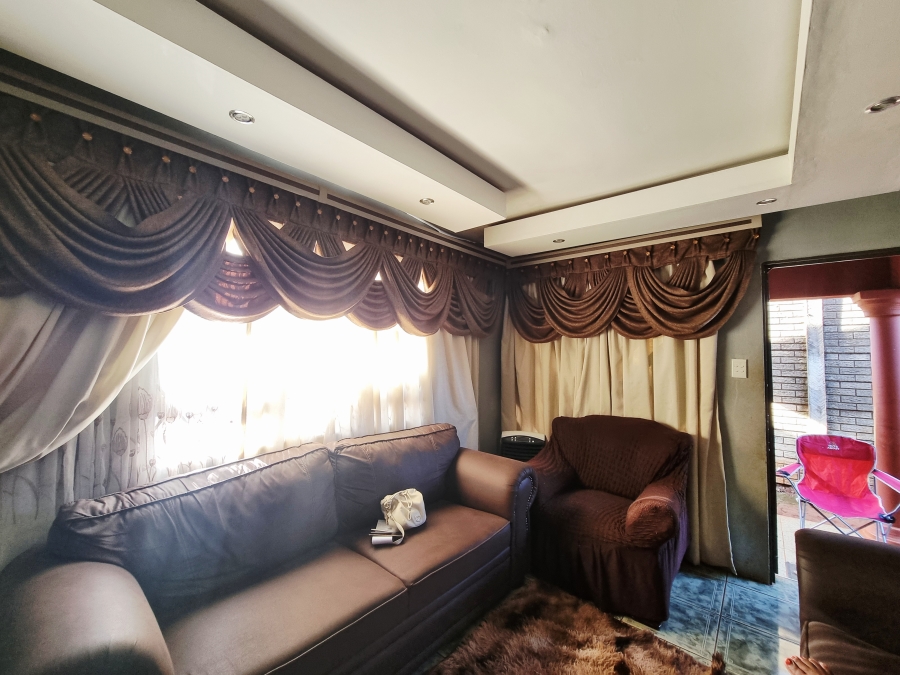 2 Bedroom Property for Sale in Umhlathuze KwaZulu-Natal