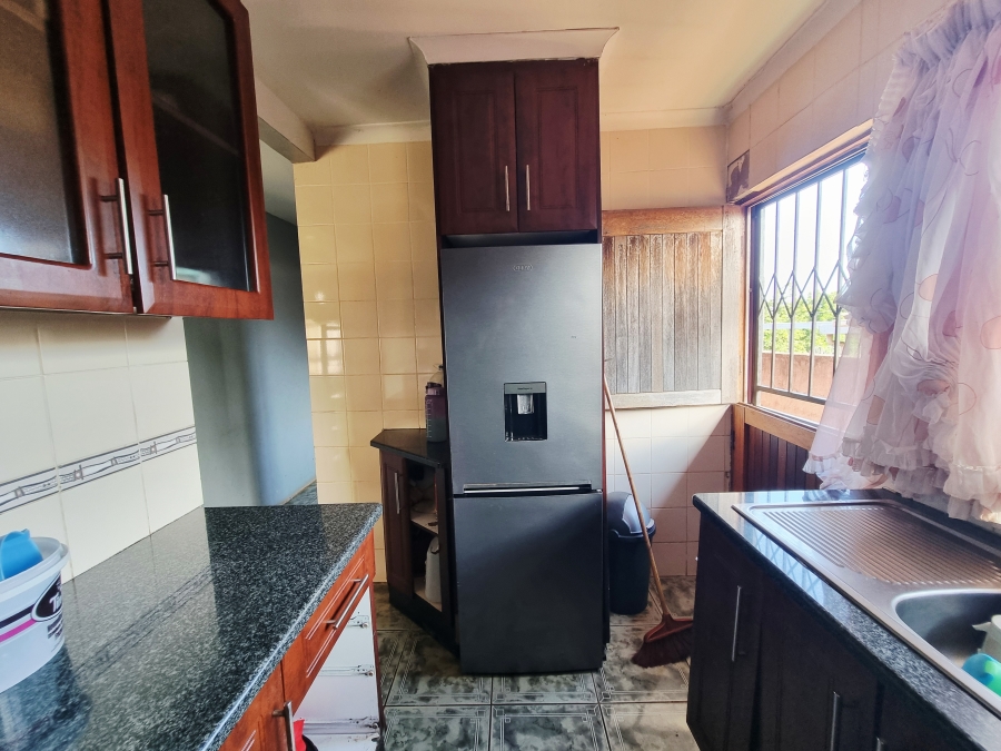 2 Bedroom Property for Sale in Umhlathuze KwaZulu-Natal
