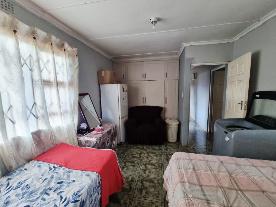 2 Bedroom Property for Sale in Umhlathuze KwaZulu-Natal