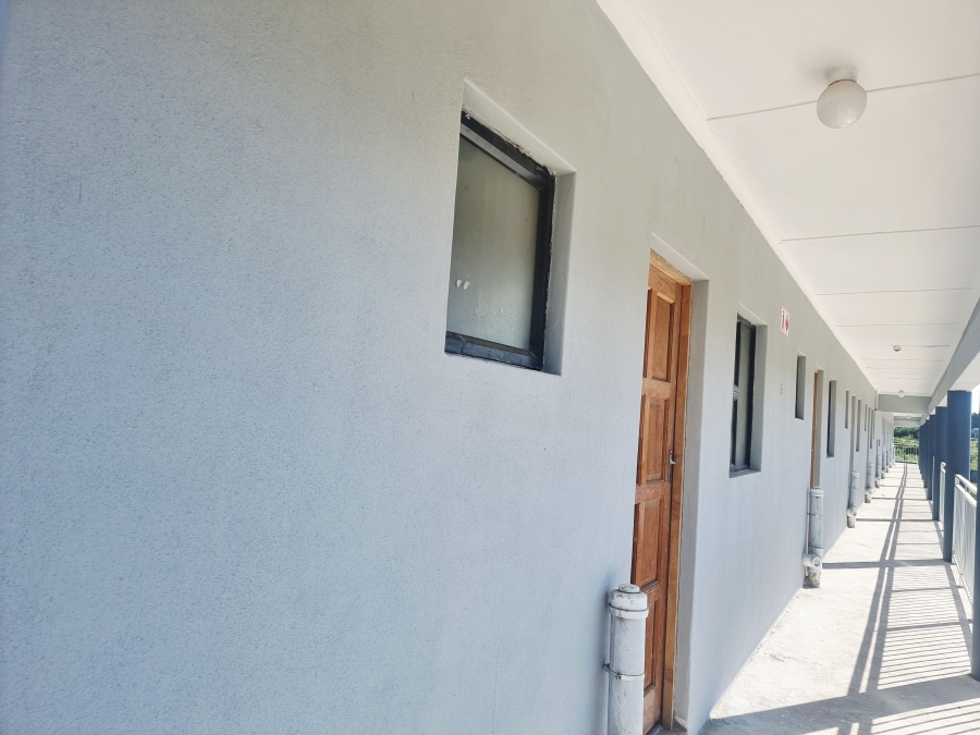 To Let 1 Bedroom Property for Rent in Ngwelezana KwaZulu-Natal