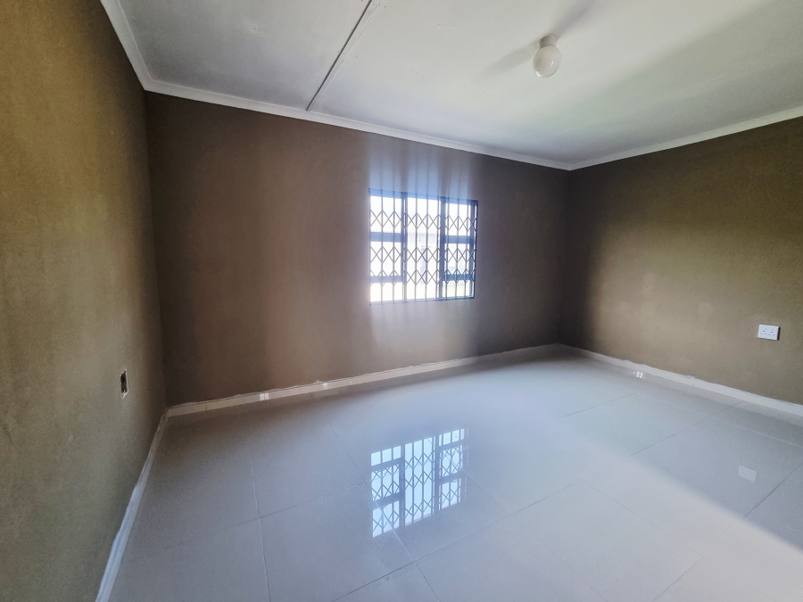 1 Bedroom Property for Sale in Ngwelezana KwaZulu-Natal