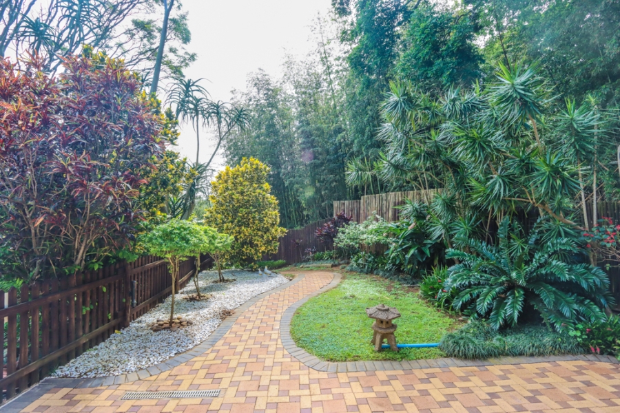 4 Bedroom Property for Sale in Amanzimtoti KwaZulu-Natal