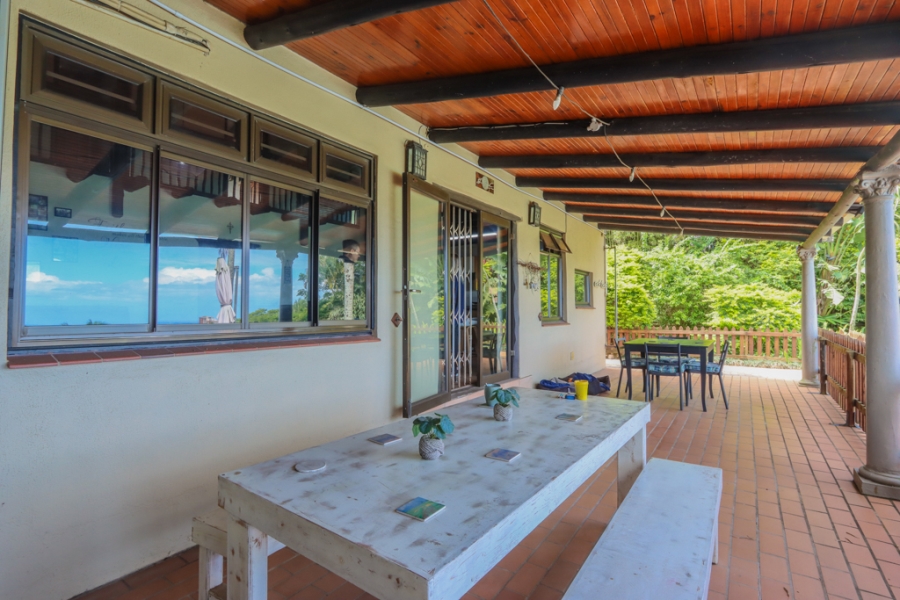 4 Bedroom Property for Sale in Amanzimtoti KwaZulu-Natal