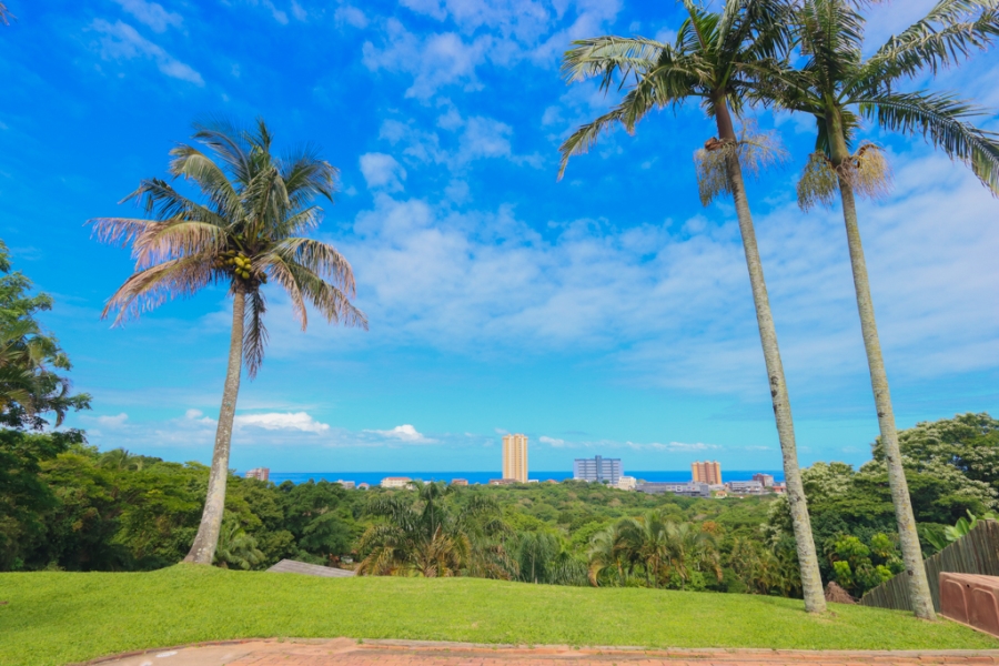 4 Bedroom Property for Sale in Amanzimtoti KwaZulu-Natal