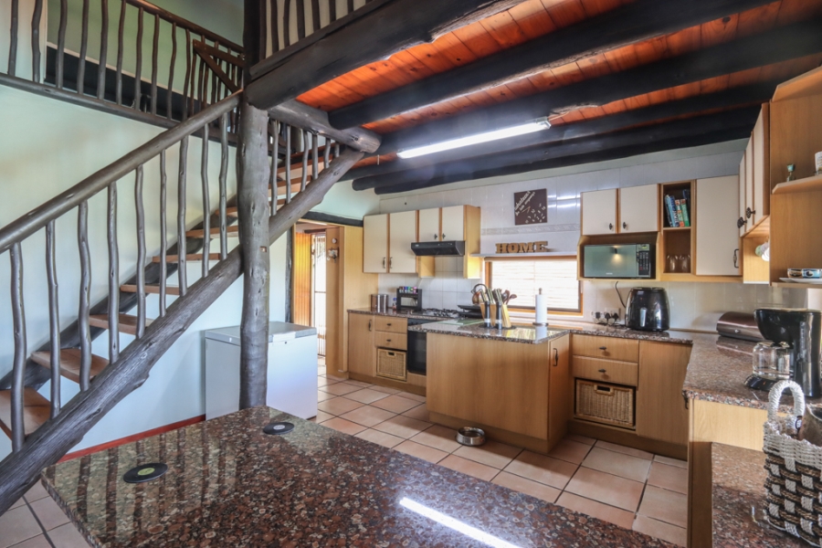 4 Bedroom Property for Sale in Amanzimtoti KwaZulu-Natal