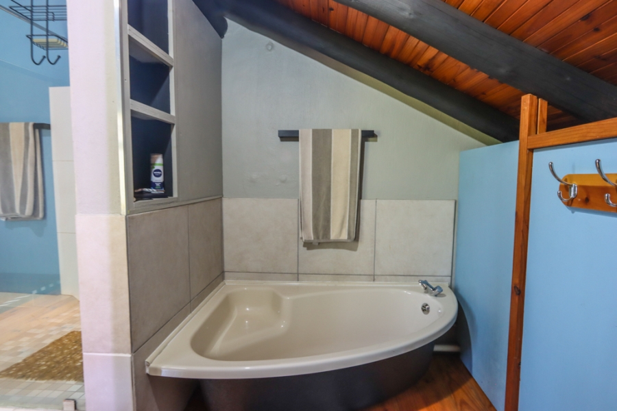 4 Bedroom Property for Sale in Amanzimtoti KwaZulu-Natal