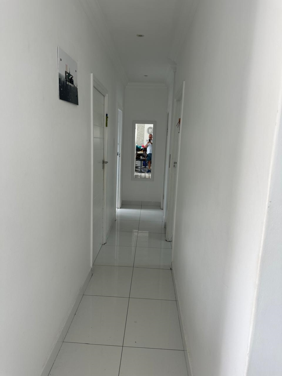 To Let 3 Bedroom Property for Rent in Ballito Central KwaZulu-Natal