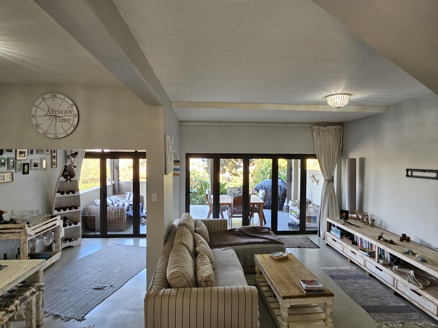 3 Bedroom Property for Sale in Westbrook KwaZulu-Natal