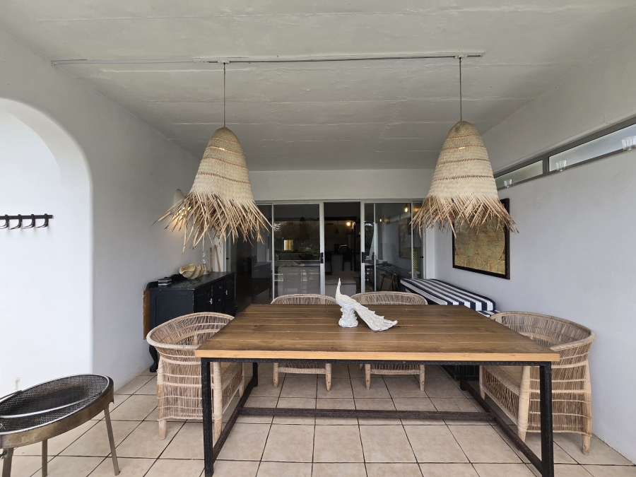To Let 2 Bedroom Property for Rent in Shakas Rock KwaZulu-Natal