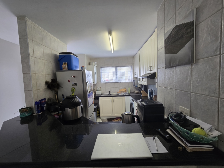 To Let 2 Bedroom Property for Rent in Shakas Rock KwaZulu-Natal