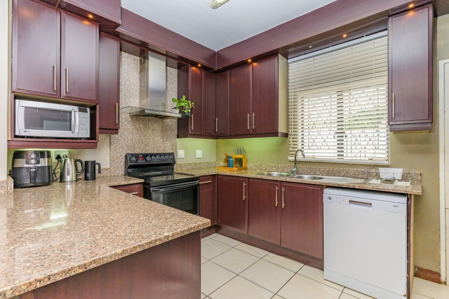 3 Bedroom Property for Sale in Farningham Ridge KwaZulu-Natal