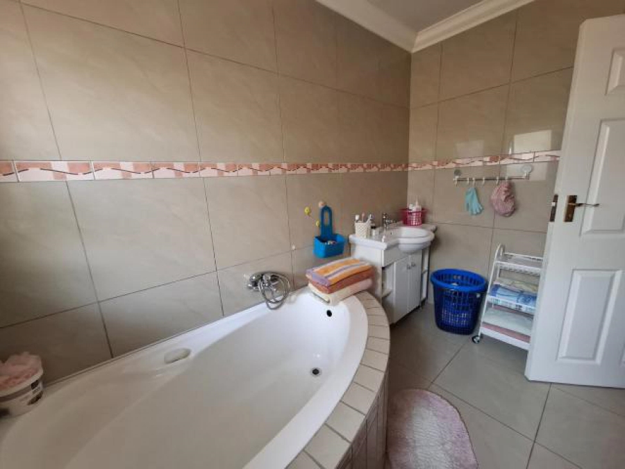 4 Bedroom Property for Sale in Merrivale KwaZulu-Natal