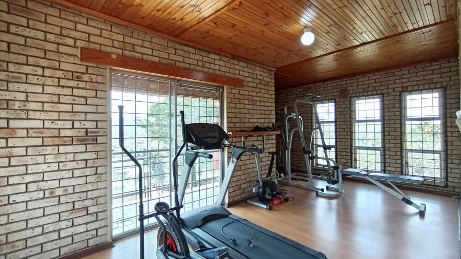 5 Bedroom Property for Sale in Orient Heights KwaZulu-Natal