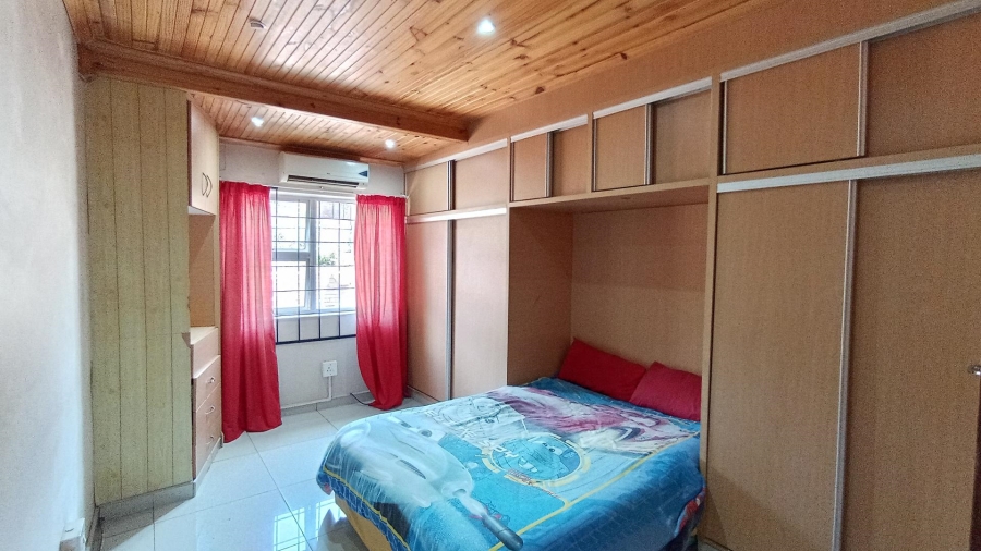 5 Bedroom Property for Sale in Orient Heights KwaZulu-Natal