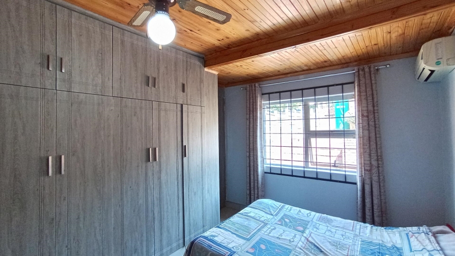 5 Bedroom Property for Sale in Orient Heights KwaZulu-Natal