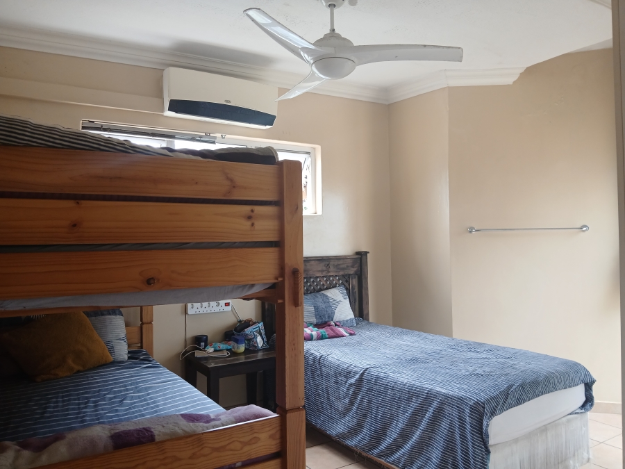 2 Bedroom Property for Sale in Lawrence Rocks KwaZulu-Natal