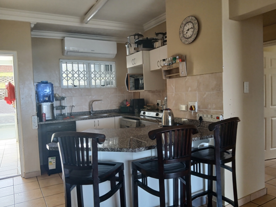 2 Bedroom Property for Sale in Lawrence Rocks KwaZulu-Natal