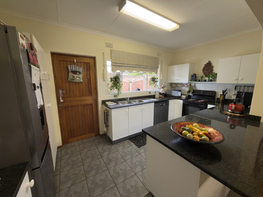 2 Bedroom Property for Sale in Amberglen KwaZulu-Natal