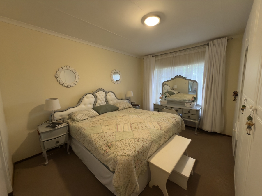 2 Bedroom Property for Sale in Amberglen KwaZulu-Natal